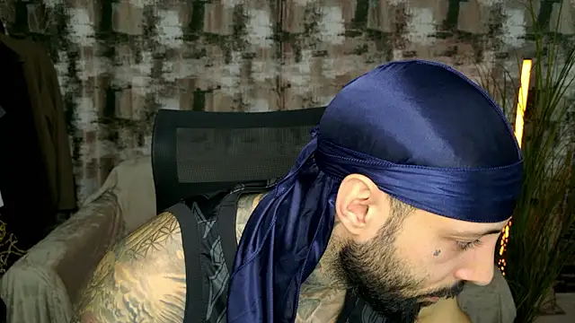 MasculineGuy99 online show from February 11, 2026, 11:04 am