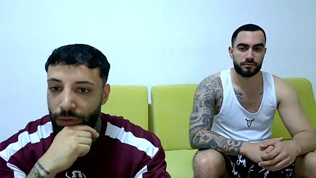 MasculineGuy99 online show from May 13, 2026, 5:43 pm