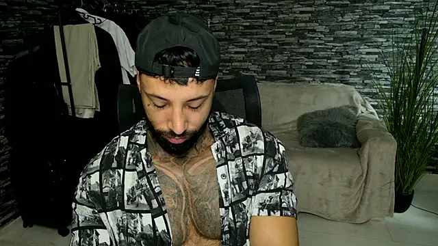 MasculineGuy99 online show from July 8, 2026, 10:09 am