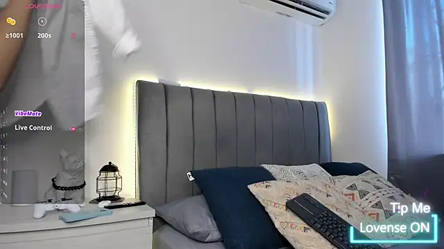 Snapshot of JARETHH chatting on October 27, 2025, 1:26 pm JARETHH online show from October 27, 2025, 1:26 pm