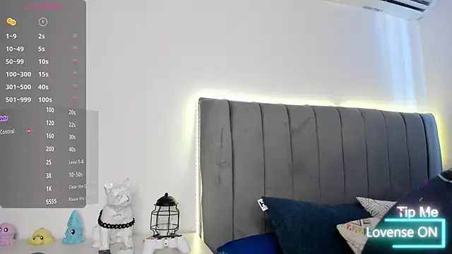 Snapshot of JARETHH chatting on November 8, 2025, 1:44 pm JARETHH online show from November 8, 2025, 1:44 pm