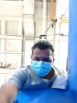 Snapshot of naldo95 chatting on November 2, 2025, 9:39 pm naldo95 online show from November 2, 2025, 9:39 pm