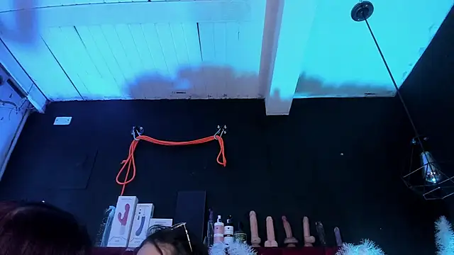 Cony l online show from November 27, 2025, 11:45 am