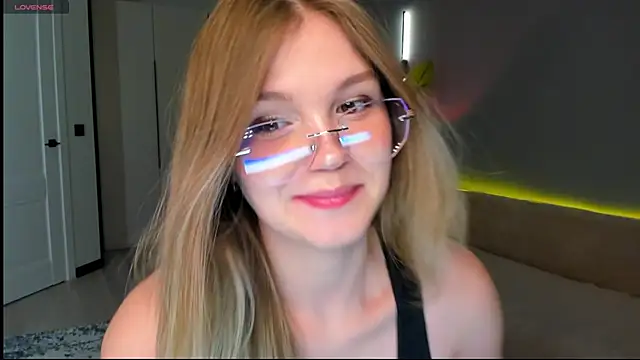 linakorvin online show from April 9, 2026, 1:38 pm