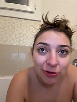 Snapshot of looloopaul chatting on March 2, 2026, 6:48 pm looloopaul online show from March 2, 2026, 6:48 pm