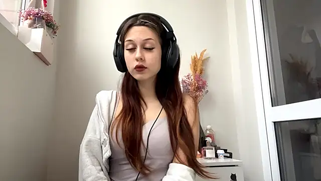 Nayra flash online show from October 9, 2025, 1:09 pm