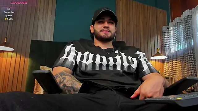 ElianKeiser online show from January 7, 2026, 12:40 pm