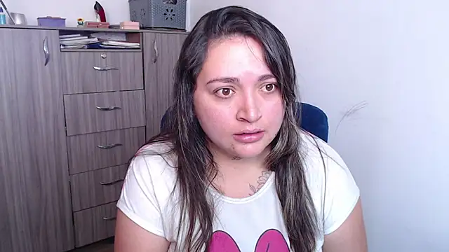 Snapshot of WendyCooperr chatting on October 27, 2025, 5:17 pm WendyCooperr online show from October 27, 2025, 5:17 pm