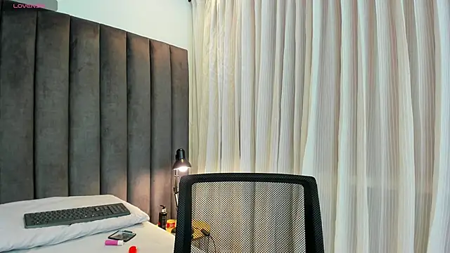 ivannagates online show from January 15, 2026, 6:22 pm