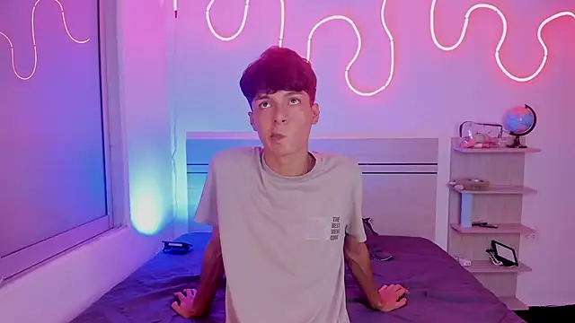 luccas ferreira online show from November 17, 2025, 7:08 pm