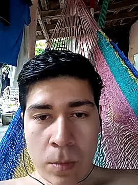 Travieso loco9 online show from November 3, 2025, 2:18 pm