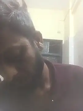 Snapshot of playboyMH1 chatting on October 3, 2025, 5:43 pm playboyMH1 online show from October 3, 2025, 5:43 pm