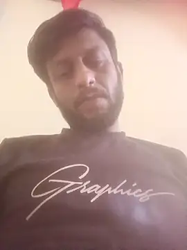 Snapshot of playboyMH1 chatting on October 4, 2025, 8:01 am playboyMH1 online show from October 4, 2025, 8:01 am