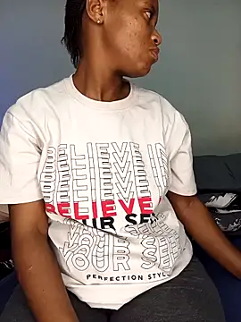 Sex bomb30 online show from April 7, 2026, 3:56 pm