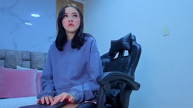 angel  kiss online show from November 13, 2025, 11:31 am