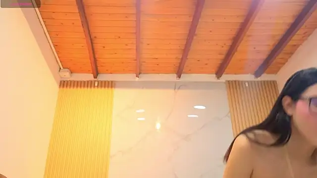 angel  kiss online show from April 18, 2026, 11:58 am