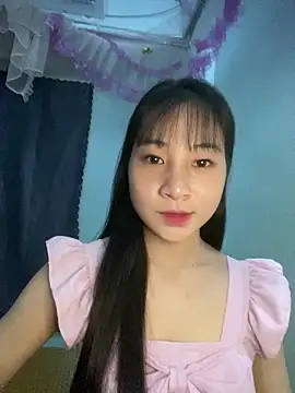 banlinh004 online show from June 10, 2026, 2:49 pm