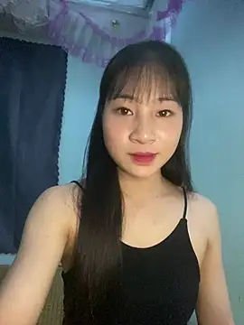 banlinh004 online show from June 12, 2026, 3:11 pm