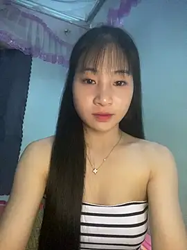 banlinh004 online show from July 21, 2026, 2:41 pm