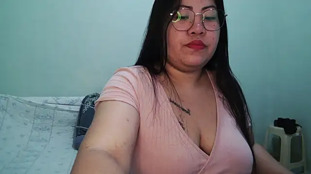 TeaseNPlease 13 online show from December 15, 2025, 9:52 pm