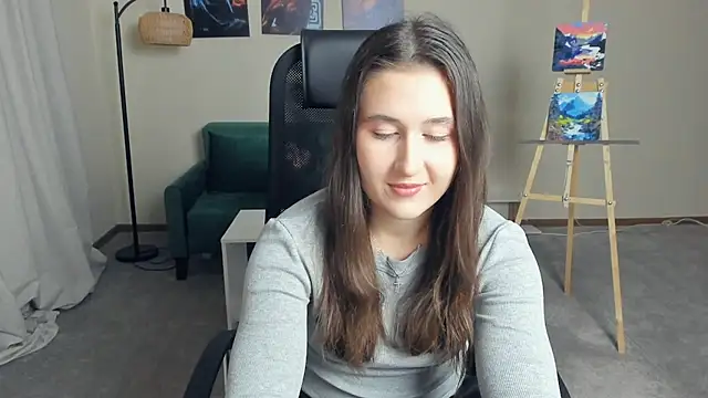 VitaAshe online show from October 13, 2025, 2:39 pm