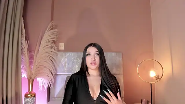 LilithEsme online show from November 5, 2025, 12:43 am