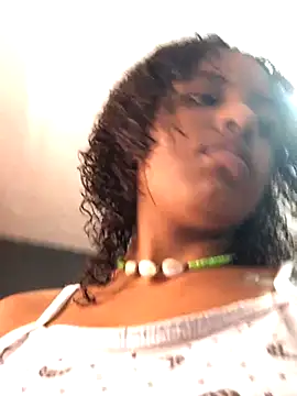 Lorennapires online show from October 27, 2025, 3:16 pm