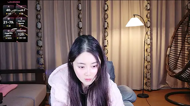 Snapshot of yuyu2004live chatting on February 17, 2026, 12:23 pm yuyu2004live online show from February 17, 2026, 12:23 pm