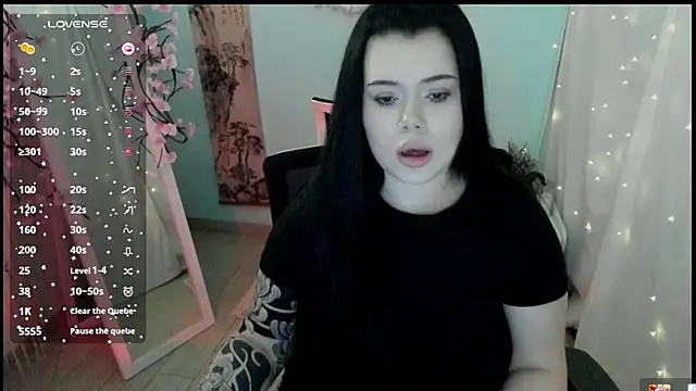 Mona Esty online show from April 4, 2026, 5:49 am