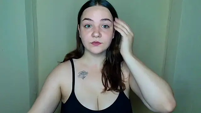 OliviaMontgommery online show from July 5, 2026, 2:29 am