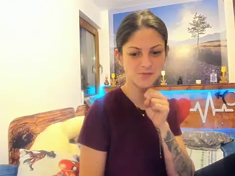 anissawhitenss online show from October 17, 2025, 6:10 pm