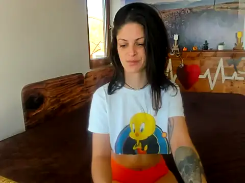 anissawhitenss online show from November 2, 2025, 9:44 am