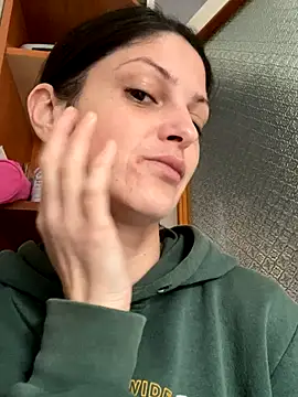 anissawhitenss online show from November 25, 2025, 12:38 pm