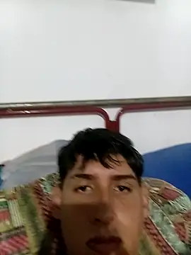 Luisneljc online show from January 18, 2026, 1:04 pm