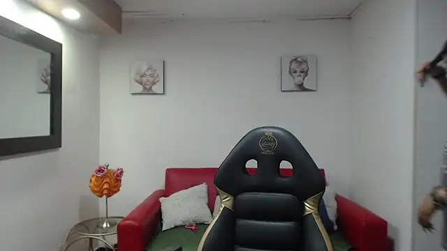 Snapshot of Andy_Eagleton_20_ chatting on June 3, 2026, 2:36 am Andy Eagleton 20 online show from June 3, 2026, 2:36 am