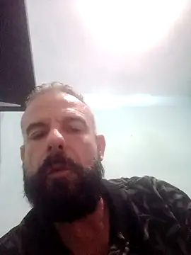 Snapshot of kikecastella chatting on November 5, 2025, 3:45 pm kikecastella online show from November 5, 2025, 3:45 pm