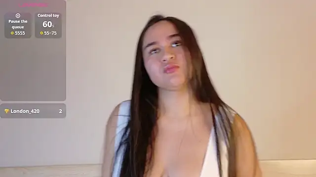 Mia belmontt online show from October 6, 2025, 7:33 pm