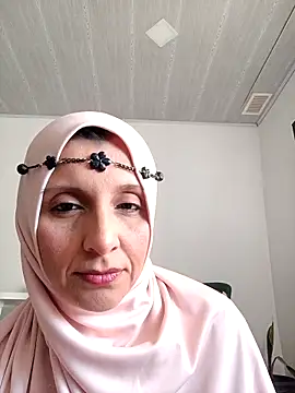 Aafsha  online show from December 17, 2025, 8:04 pm