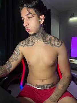 RealGdiass online show from January 11, 2026, 1:43 am