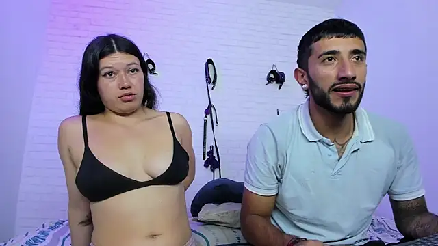 Snapshot of sofiandnick_smith chatting on December 19, 2025, 2:29 am sofiandnick smith online show from December 19, 2025, 2:29 am