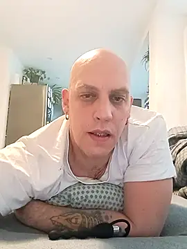 Kobradera1984 online show from December 1, 2025, 8:52 am