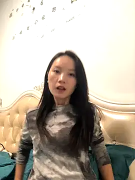 Mile-m online show from October 26, 2025, 1:39 pm