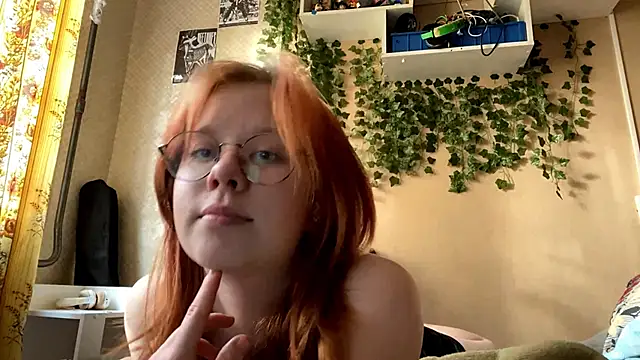 AnitaVanruiten online show from October 5, 2025, 11:19 am