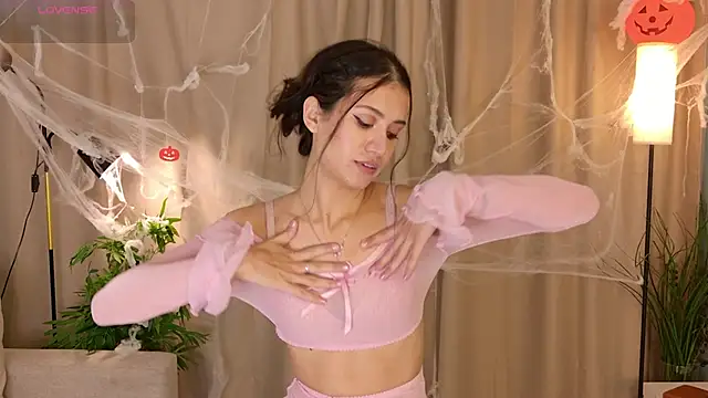 Playful Lia online show from November 1, 2025, 2:08 pm