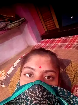 CWEETY-12 online show from October 18, 2025, 7:42 am