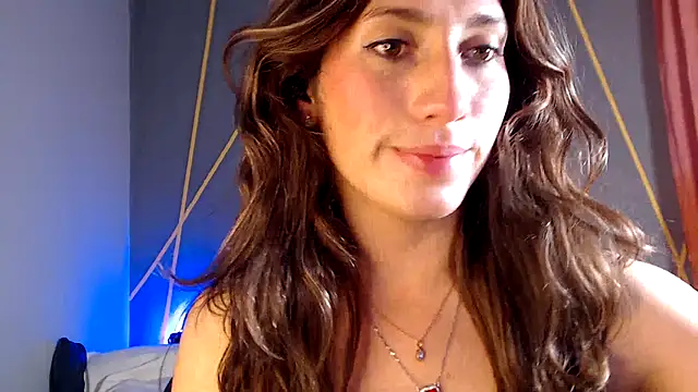 Snapshot of _Carolinee_1 chatting on October 30, 2025, 7:14 pm  Carolinee 1 online show from October 30, 2025, 7:14 pm