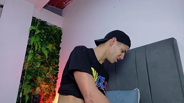 samirscott online show from March 19, 2026, 12:20 pm