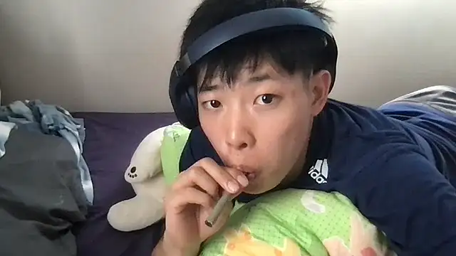 Snapshot of aooya chatting on October 6, 2025, 1:36 am aooya online show from October 6, 2025, 1:36 am