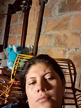 lady and charly online show from November 21, 2025, 12:32 am