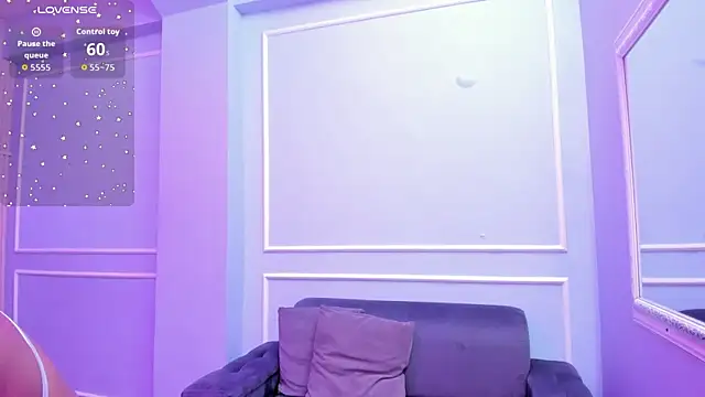 AliceJackkson online show from November 28, 2025, 12:08 pm